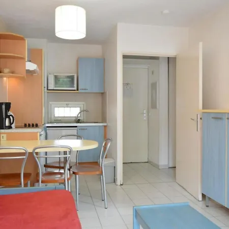 T2 Avec Piscine Et Salle De Sport, A 400m De La Plage, Parking Inclus - Golfe-juan - Fr-1-252-140 Appartement Vallauris