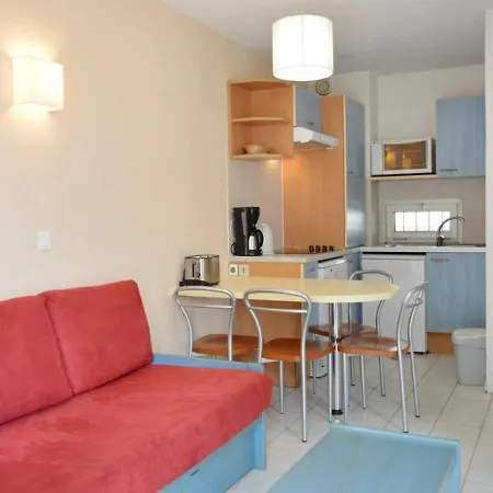 T2 Avec Piscine Et Salle De Sport, A 400m De La Plage, Parking Inclus - Golfe-juan - Fr-1-252-140 *