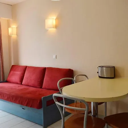 T2 Avec Piscine Et Salle De Sport, A 400m De La Plage, Parking Inclus - Golfe-juan - Fr-1-252-140 Apartment *